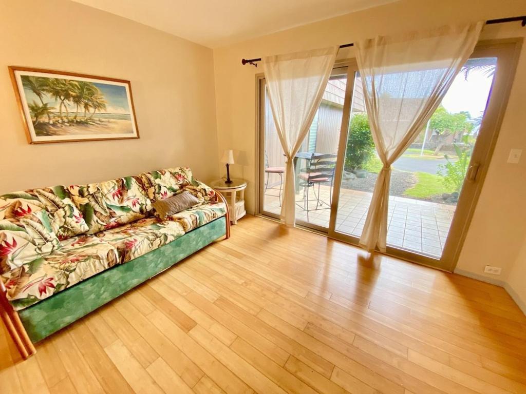 Pahala Charming 1 Bedroom Beach Condo Prime Location Great Value מראה חיצוני תמונה