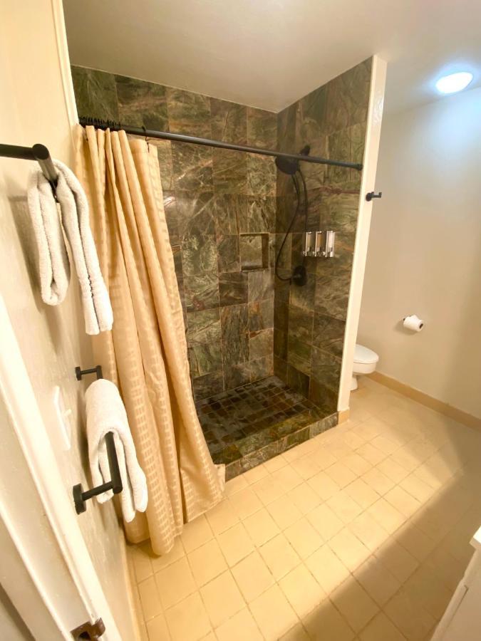 Pahala Charming 1 Bedroom Beach Condo Prime Location Great Value מראה חיצוני תמונה